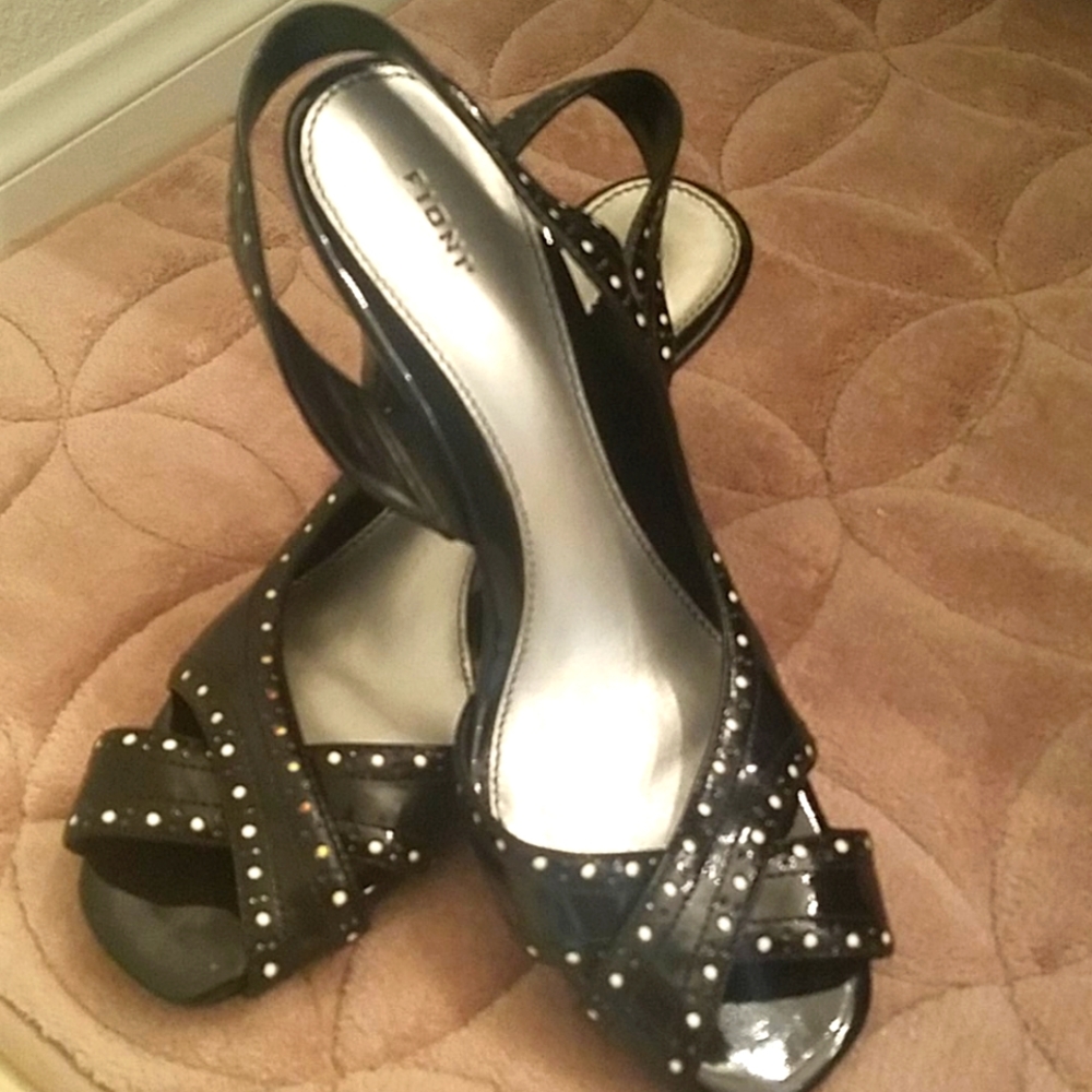 Fioni polka dot heels